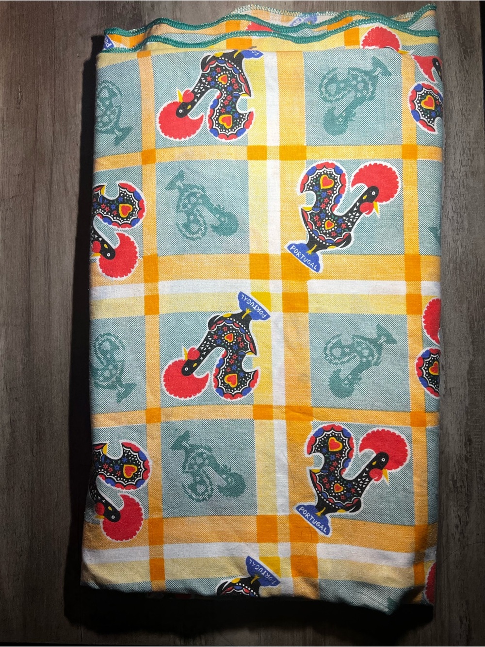 Vintage Portugal Rooster Cotton Table Cloth 4ft x 6ft